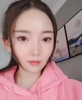 大奶服务系少妇