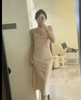 大长腿.身材特别好