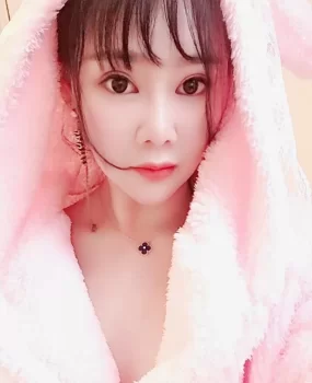 河西肤白少妇，水多风骚