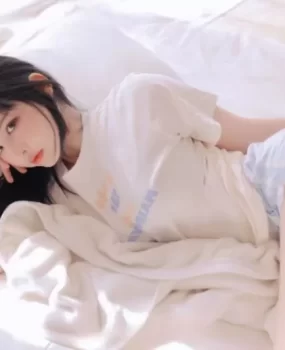 毕业生下海赚生活费