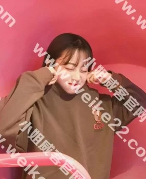 新区甜甜，经常混酒吧的妹子