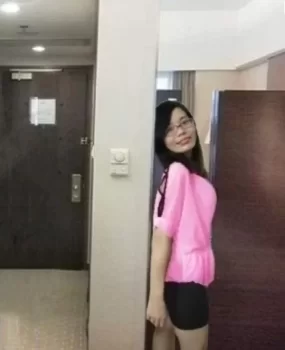 茂名大胸小骚货