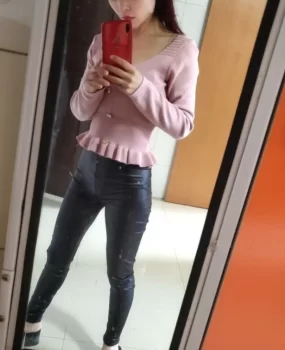 小巧少妇